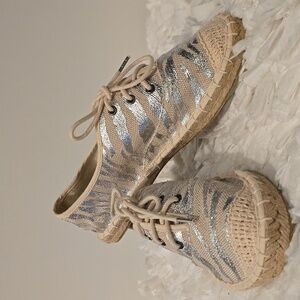 Steve Madden Metallic Zebra Print and Cream Women's Size 7 Espadrille Sneakers